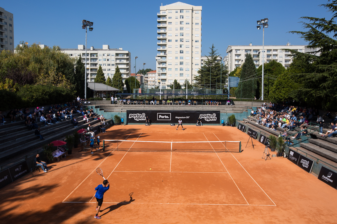 Court Central do Clube de Ténis do Porto durante a final de 2016 do Porto Open