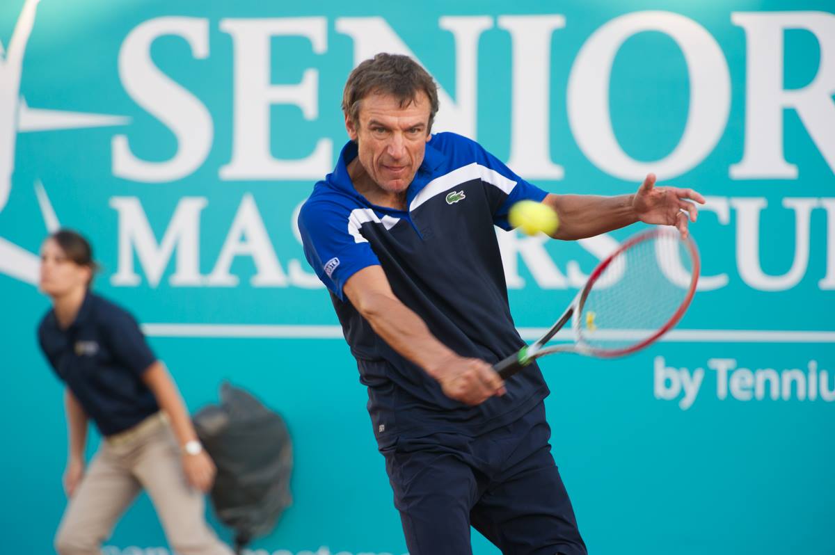 Mats Wilander cauteloso com a forma de Novak Djokovic