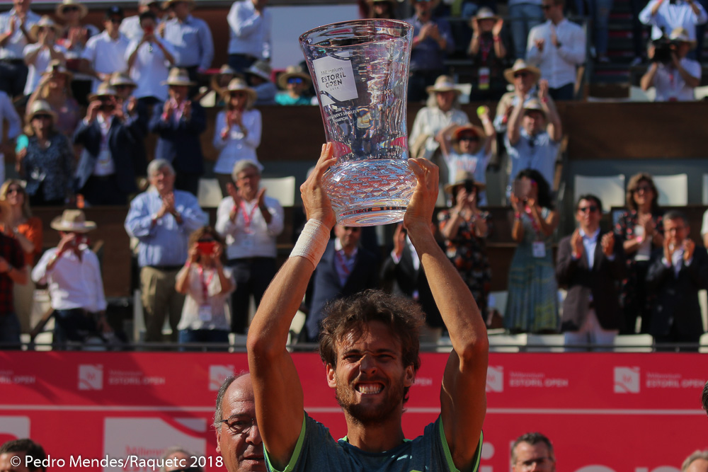 João Sousa troféu