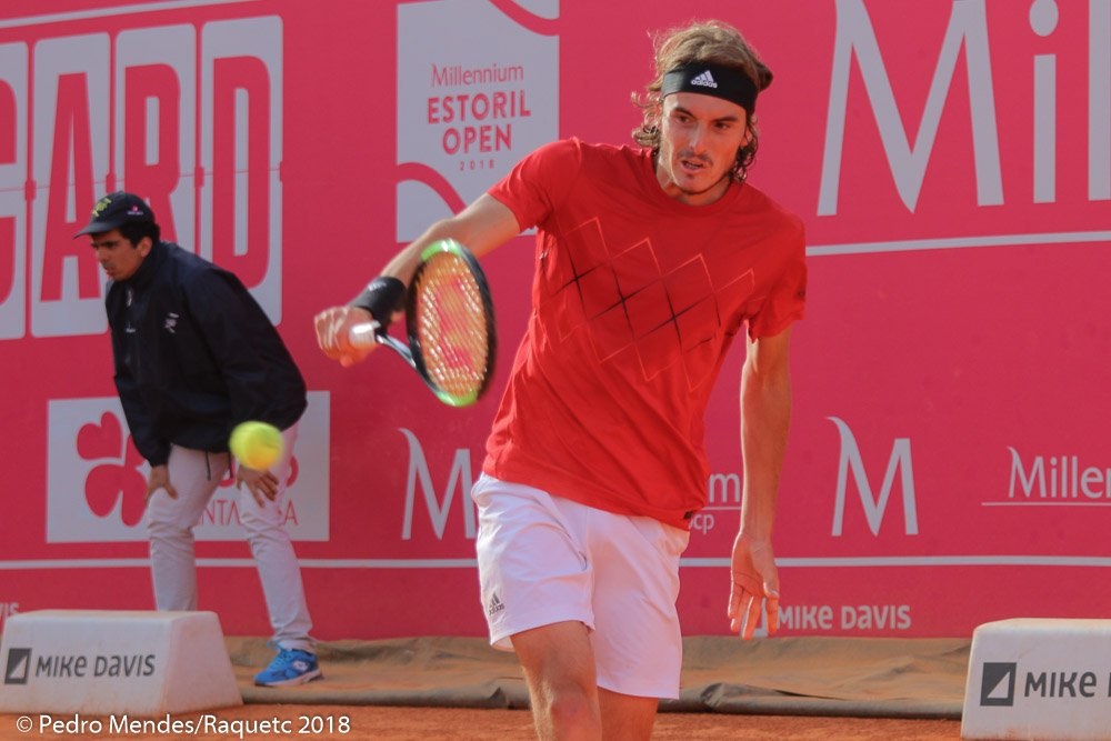 Tsitsipas 18-m