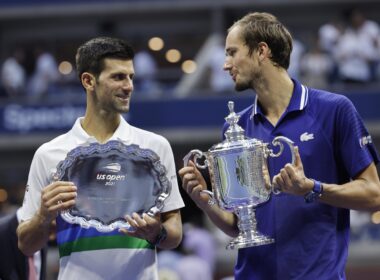 Daniil Medvedev elogia Novak Djokovic