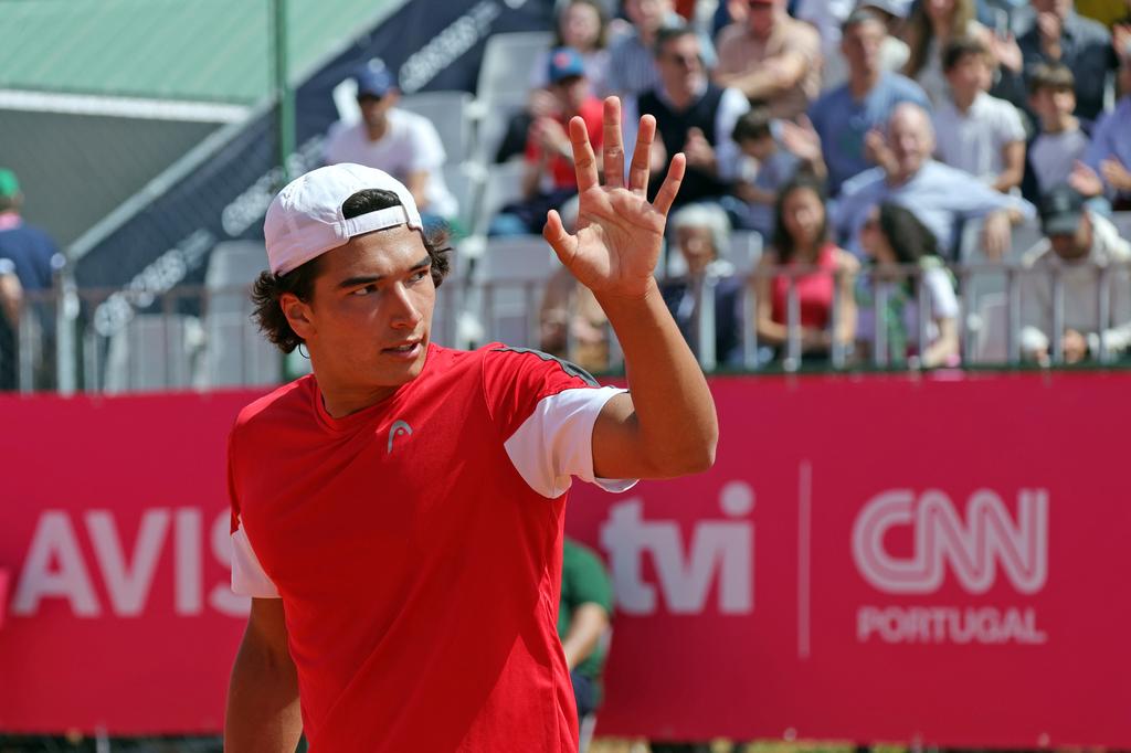 Henrique Rocha sai de cabeça erguida depois de 