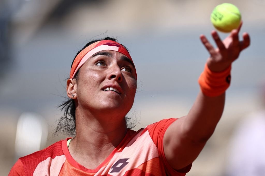 Ons Jabeur dominadora na primeira ronda de RolandGarros