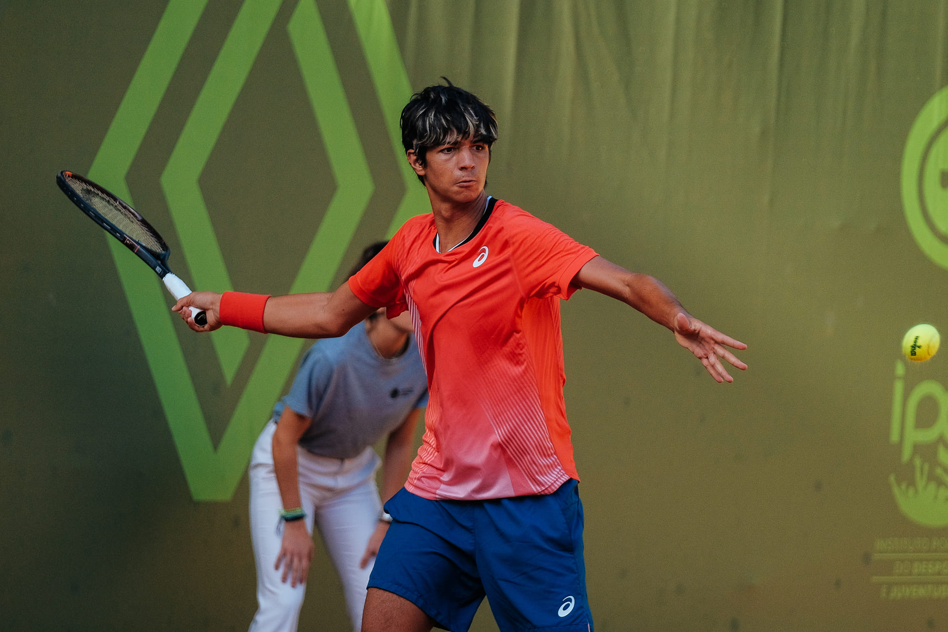 Mais jovem tenista a pontuar no ranking da ATP é umas das atrações da Copa  Gerdau-Itaú