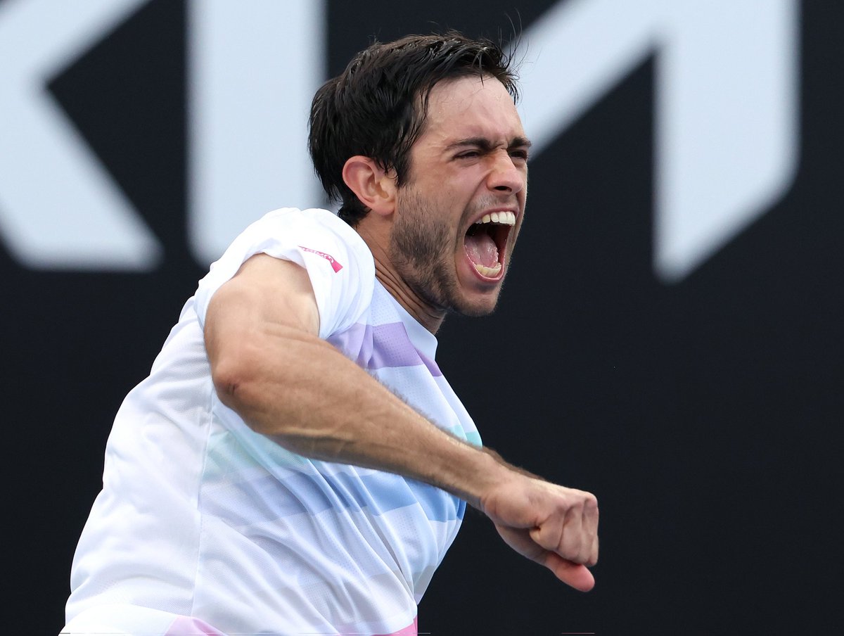 Ténis O melhor do Lidador retornou.